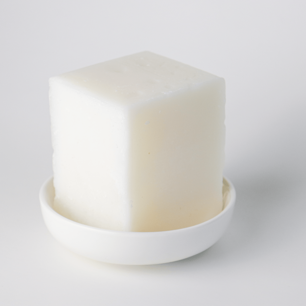 http://bewea.com/cdn/shop/products/milk-honey-soapery-soap-solid-dish-soap-brick-cold-pressed-suds-29338018480316_1200x1200.png?v=1650676635